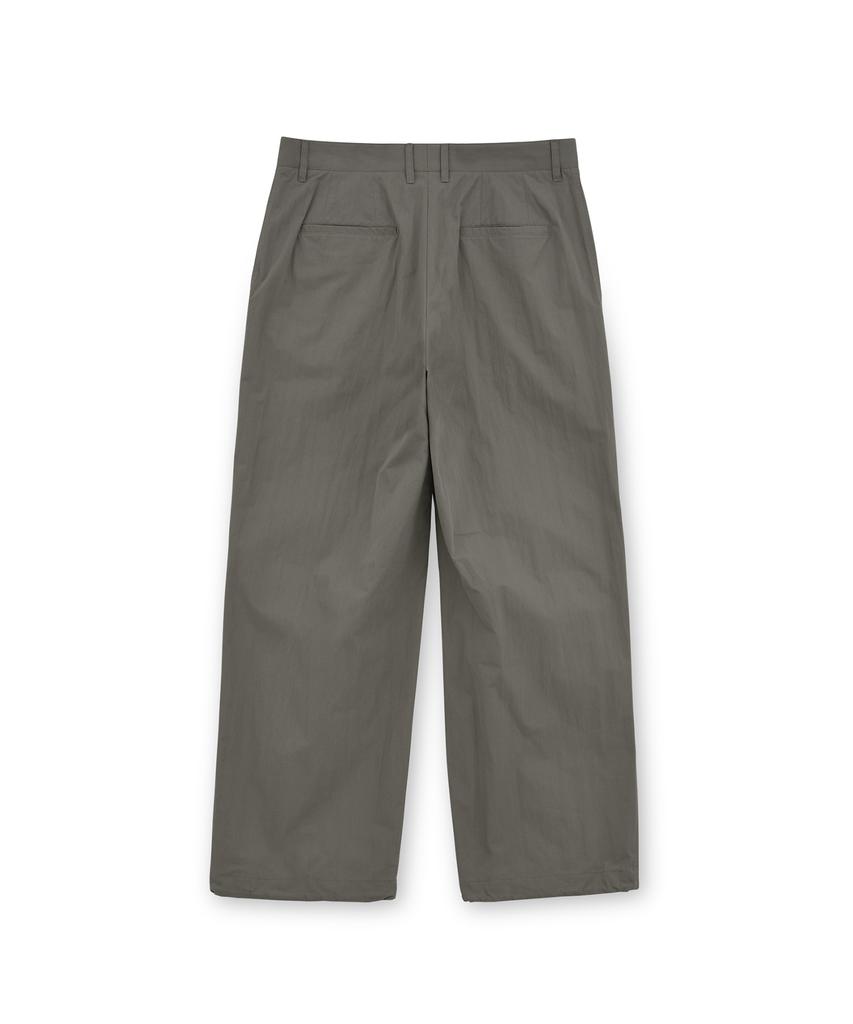 Beulaunyadeu Parachute Pants, Olive Gray