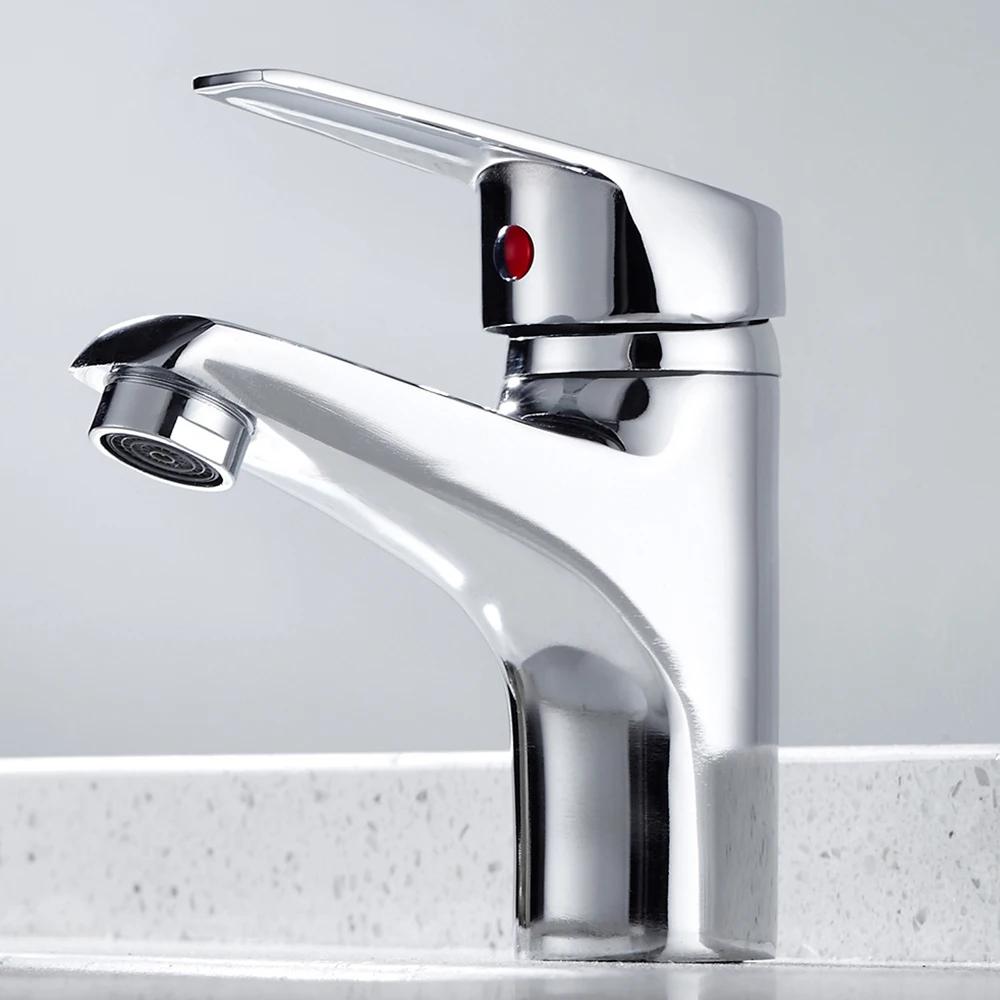 Chrome Bathroom Basin Faucet Single Hole Deck Mount Mixer Faucet Kitchen Sink Hot and Cold Water Faucet with G1/2 Hose