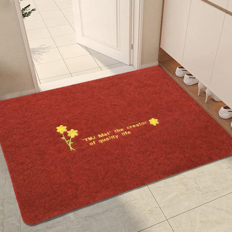 

Темно-красный коврик-дормат с ромашками, нескользящий, впитывающий, для прихожей или спальни. 40×60 cm