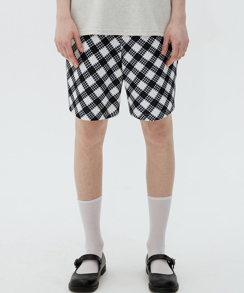 MATCHGLOBE Diamond Banding Shorts (Black)
