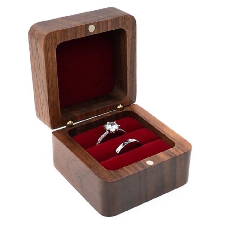 Compact Wood Rings Box Sturdy Rings Case for Engagement Portable Wood Ring Box for Wedding and Proposal Keepsakes