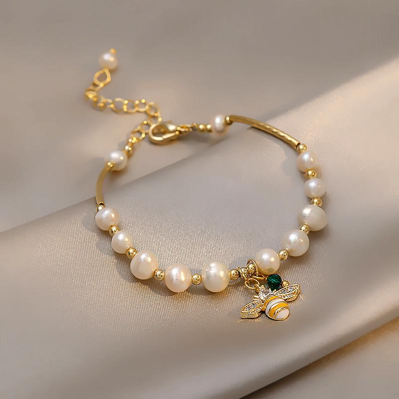 Bee Design Freshwater Pearl Bracelet for Women - Simple & Fashionable Jewelry Handcuff