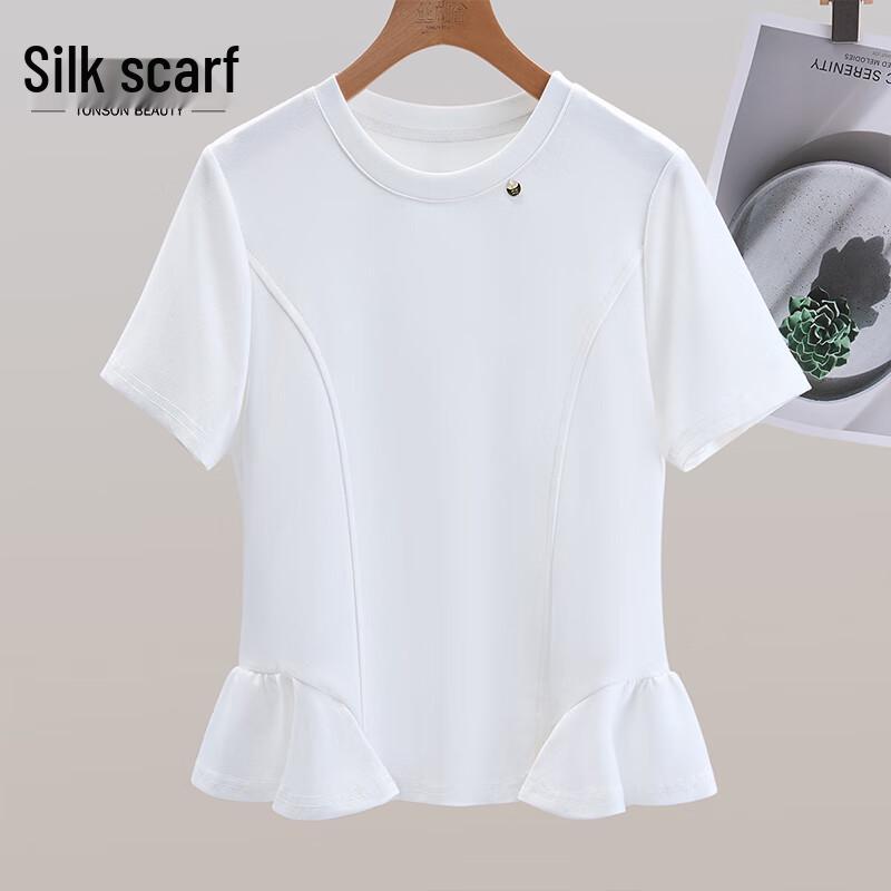 Women s Slim Fit Round Neck T-Shirt with Designed Hem S