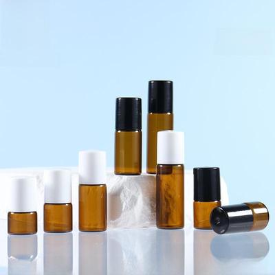 1 ml, 2 ml, 3 ml Rollflaschen und 5 ml Reiseflaschen aus braunem Glas für ätherische Öle auf Lager.