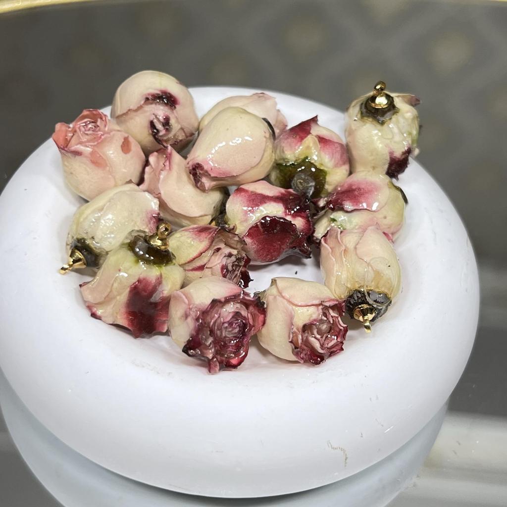 Rose-Dyed Epoxy Resin Flower Heads for DIY Earrings & Bracelets, Real Dried Semi-Finished Ornaments