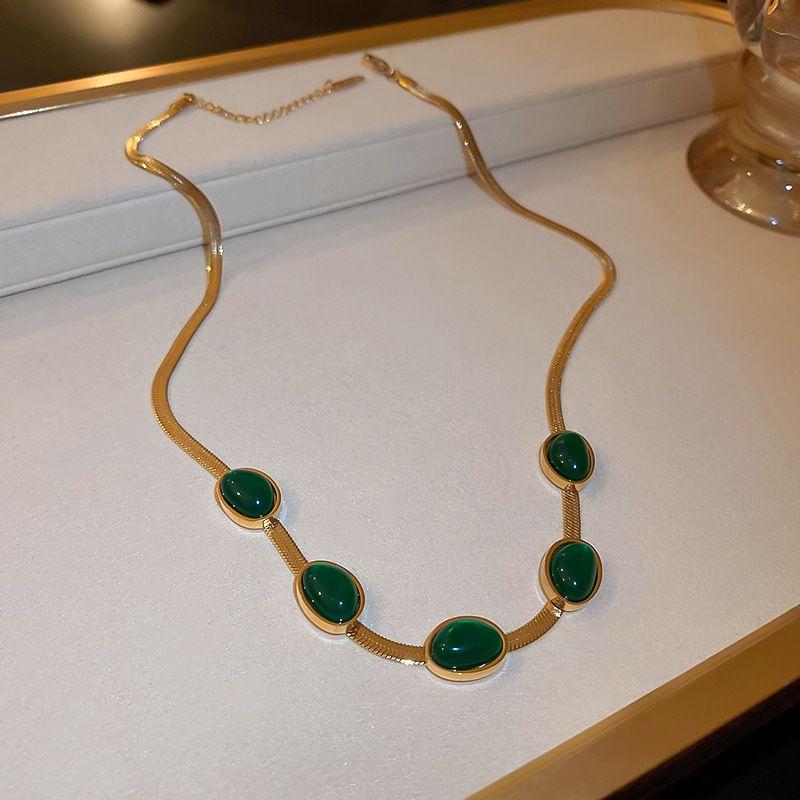 Titanium Steel Emerald Geometric Necklace Korean Ins Cold Wind Collarbone Chain Neck Chain Fashion Temperament Blade Chain Necklace Jewelry