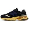 9060 Schwarze Royal Gum Unisex-Sneakers U9060RE