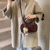 Hand Carrying Retro Bowling Bag Women's 2025 Winter New Fashion Casual Shoulder Bag Niche High-end Messenger Bag