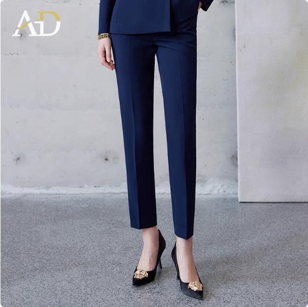 

Женский приталенный пиджак темно-синего цвета - Осенне-зимний профессиональный наряд XXL