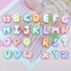20 Stück Mini-Buchstaben Gemischte Harz-Accessoires ABCD Englische Buchstaben-Aufkleber DIY Sahne-Kleber Handyhülle Haarspangen-Dekoration Zubehör