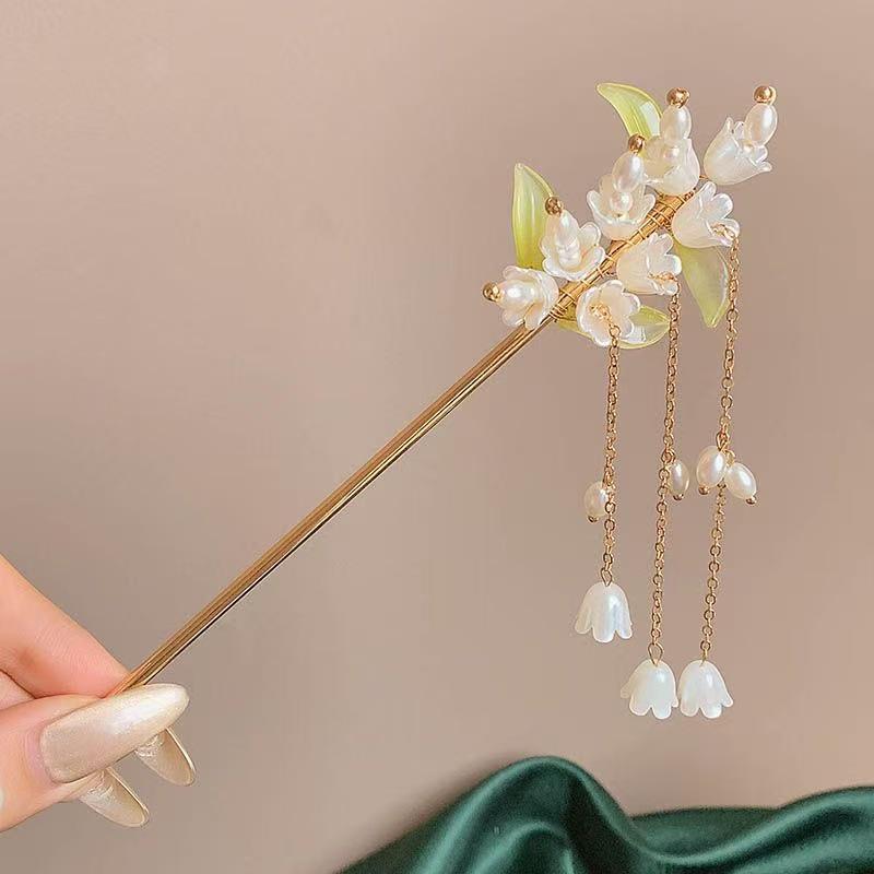Sandalwood Women's Hairpin: Elegant Modern-Chinese Style Wooden Updo Stick