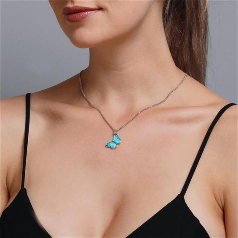 Fashion Women Necklace Korea Style Cute Butterfly Pendant Necklace Gift For Girl Lovely Neck Jewelry Birthday Gift For Girl