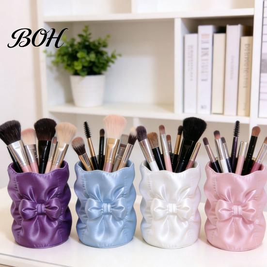 Brush Storage Box 3D Printed Bow Makeup Holder, Large Capacity Beauty Tool Holder Desk Organizer, Bowknot Pencil Container Cup