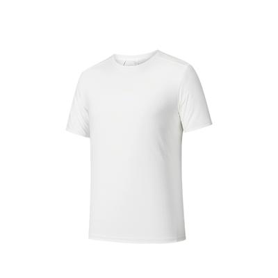 T-Shirts & Muskelshirts – T-Shirts