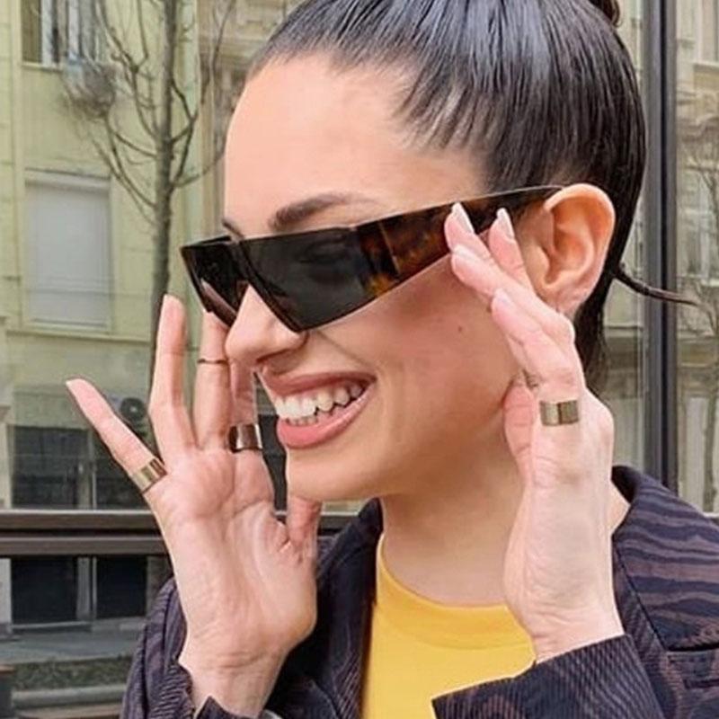 2000er Ästhetik Y2K Sonnenbrille Herren Einteilig Sport Sonnenbrille Damen Vintage Wrap Around Shades Mode Punk Schutzbrille Brillen