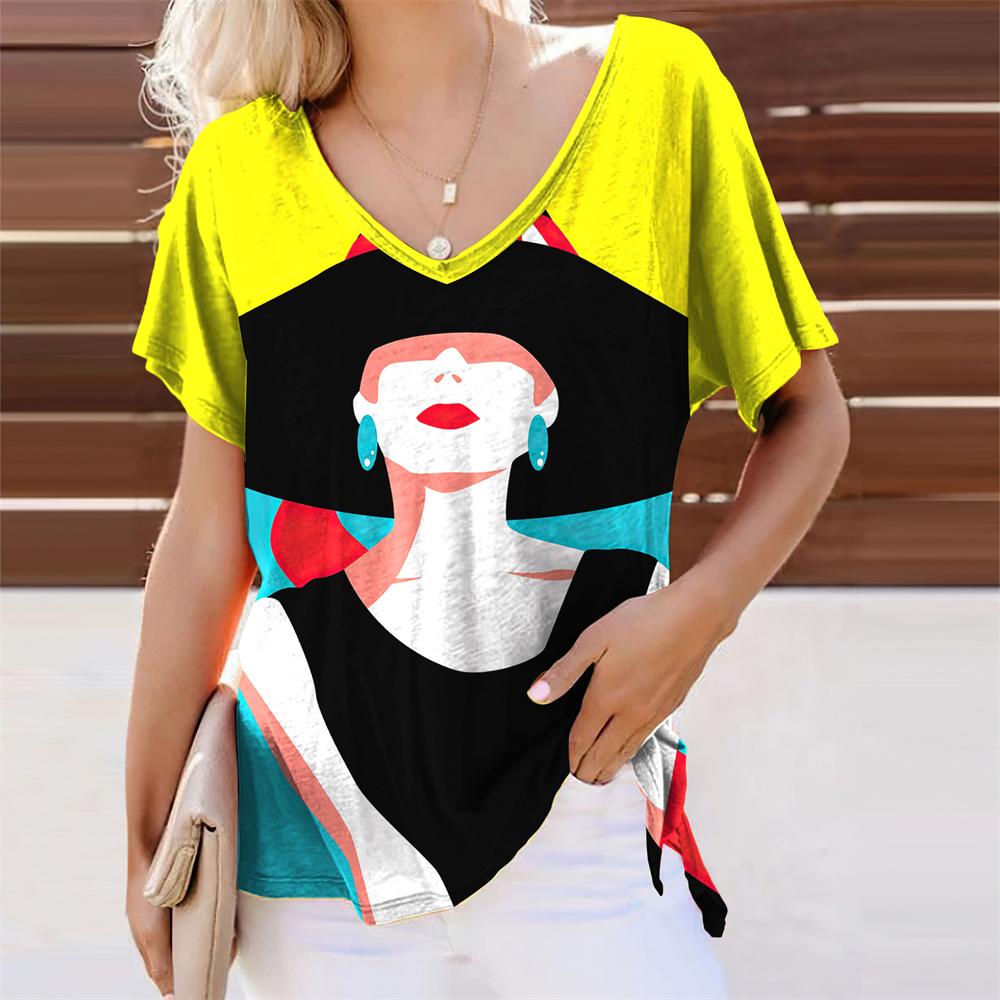 Anime Face Graphic Girl 3D Print T-shirts Women Retro Streetwear V-Neck T Shirt Harajuku Oversized Tops Tees Woman Clothing