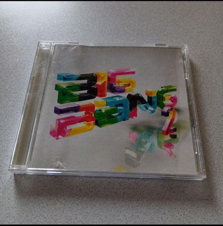 [USED] BIGBANG CDs (3 Types) with Autographed Christmas Card