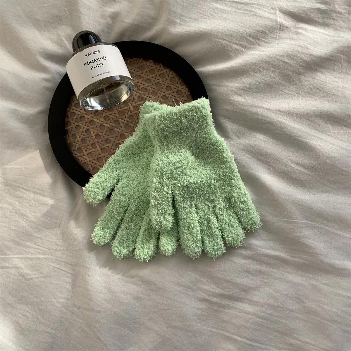 

Перчатки из кораллового флиса Ins Япония и Корея милые простые конфетные цвета пять пальцев модные теплые студенческие светло-зеленый