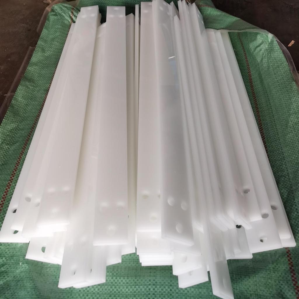 White & Black POM Square Anti-Collision Bar - Wear-Resistant Polyoxymethylene Strip for Processing