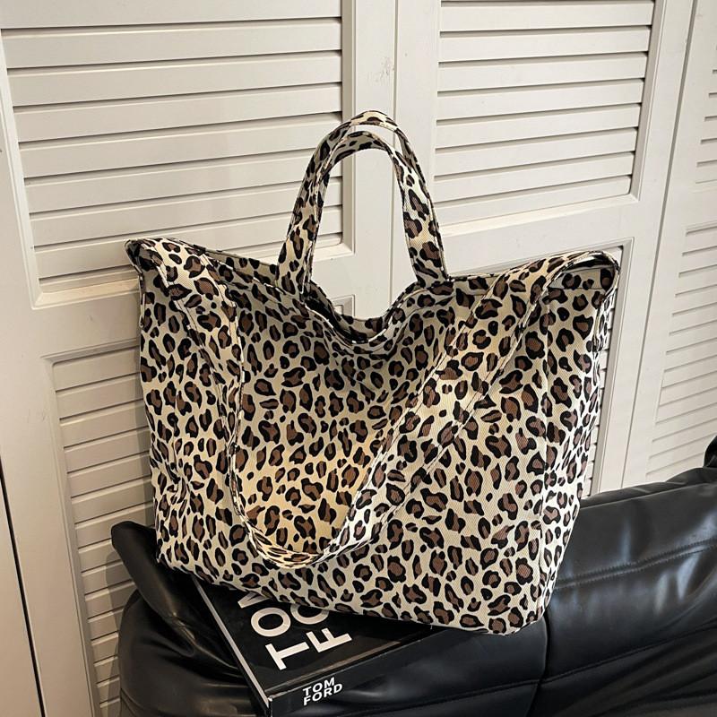 Ielgy Leopard Print Tote Bag Autumn Winter Unique Contrast Color Large Capacity One-Shoulder Fashion Retro Lazy Style Bag