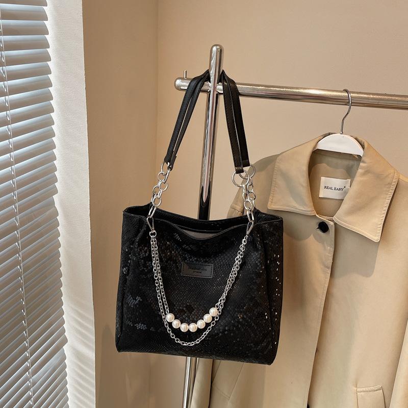 

Рабочая сумка женская 2025 лето новая универсальная модная сумка через плечо большая вместимость сумка-тоут