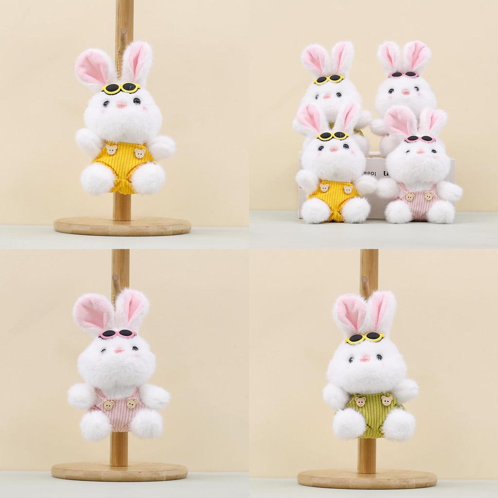 Plüschhasen-Schlüsselanhänger mit Latzhose und Sonnenbrille für Kinder und Sammler