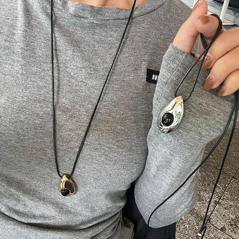Y2K Teardrop Trendy Pendant Necklace for Women Black Stone Waterdrop Pu Leather Chain Long Necklace Modern Jewelry