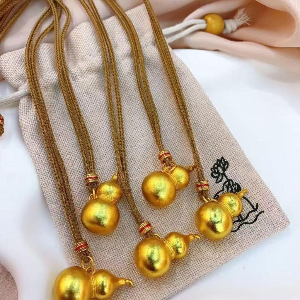 Classic Chinese style stereoscopic gourd pendant black rope exquisite luster necklace dazzling style banquet jewelry