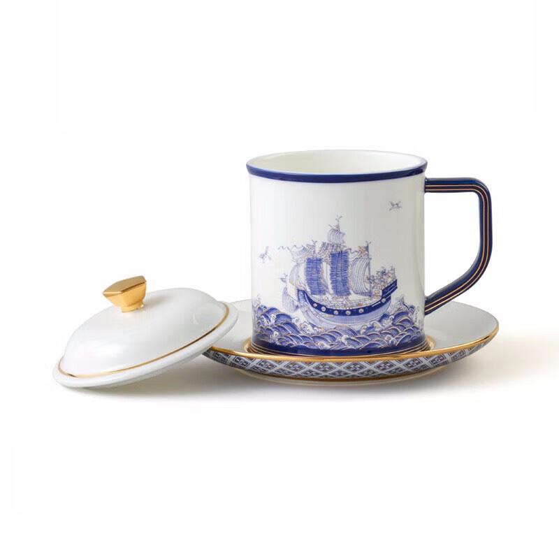 Yongfengyuan Mr. Porcelain 'Si Hai Sheng Ping' Lidded Ceramic Cup Set
