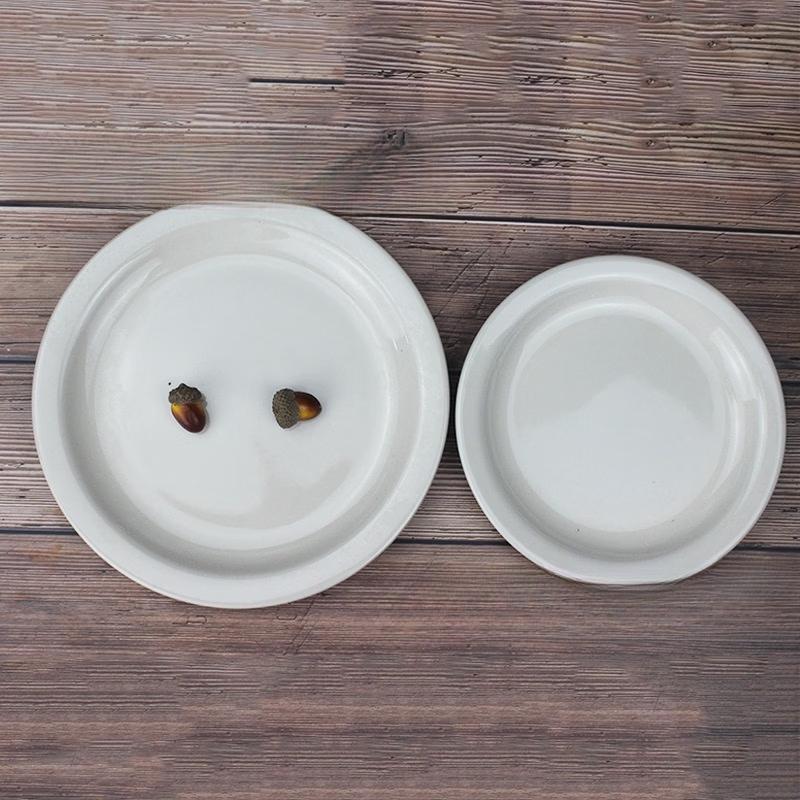 Abay Ceramic Wide-Rimmed Round Plate
