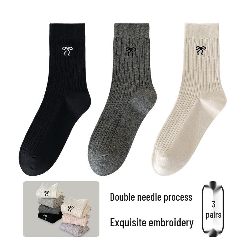 Girls' Mid-Calf Seamless Cotton Socks with Butterfly Embroidery - Wear-Resistant, Anti-Pilling, for Spring and Autumn