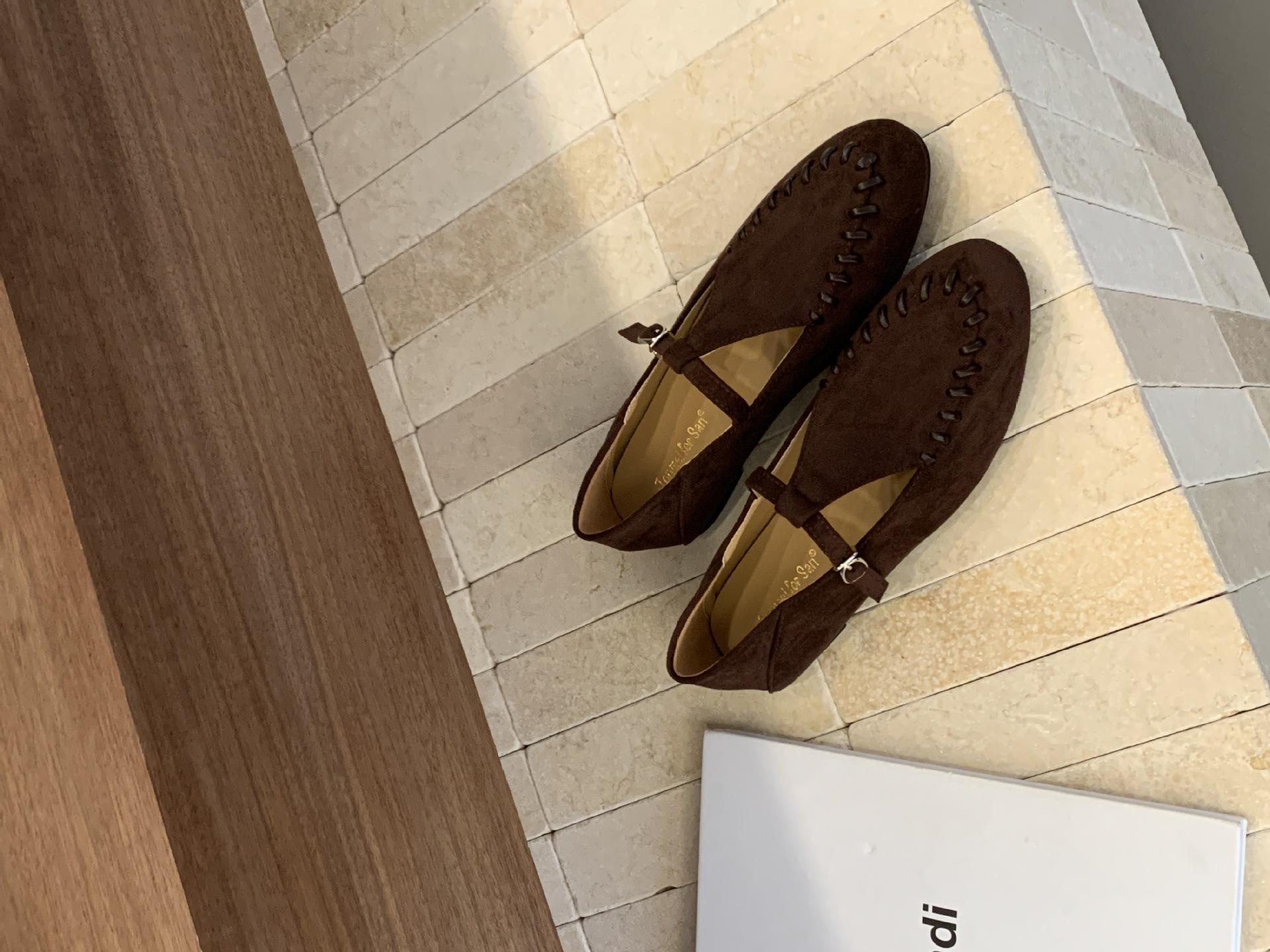 

Винтажные туфли Мэри Джейн женские 2025 осень новые универсальные замшевые туфли на мягкой подошве туфли для ленивых 39