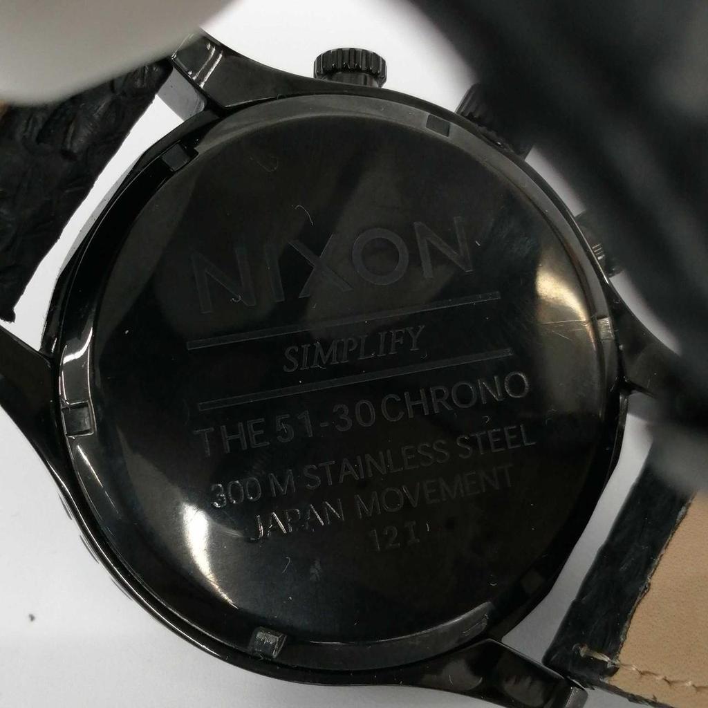 Used NIXON A083 1041 watch