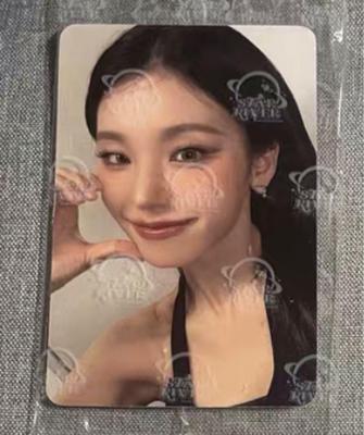 [USED] ITZY GOLD Starriver 2.0 China Bonus Trading Card