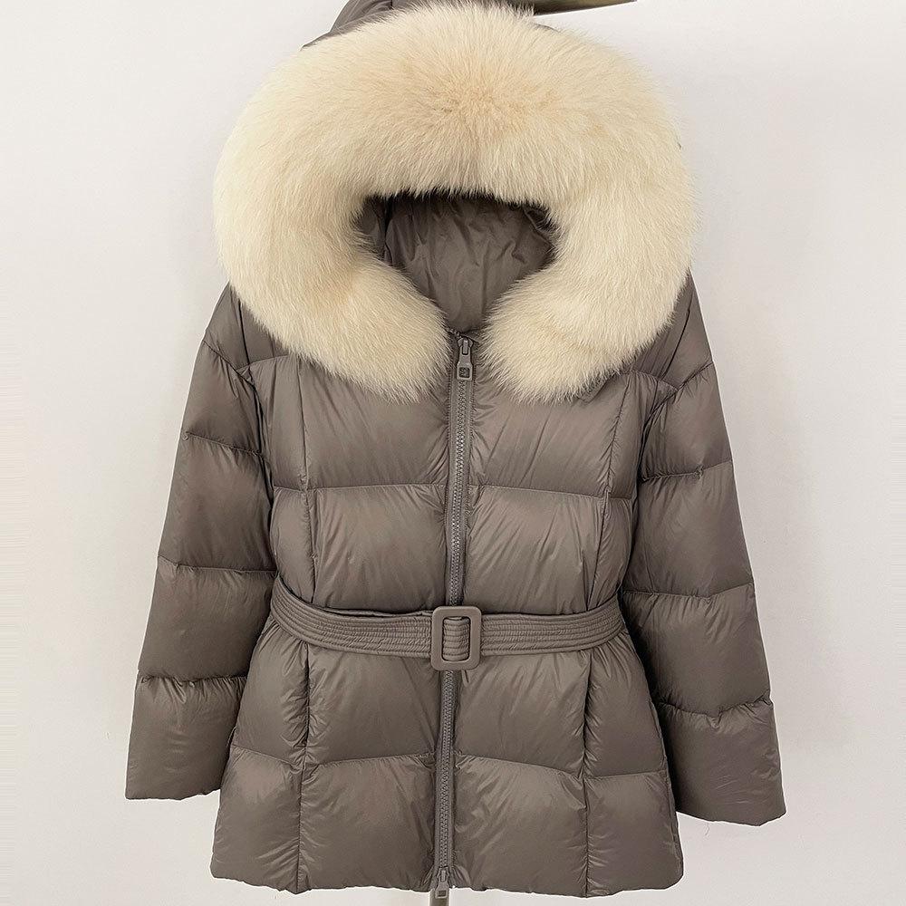 New women's winter real fox fur collar short hooded white duck down jacket women close waist and look thin