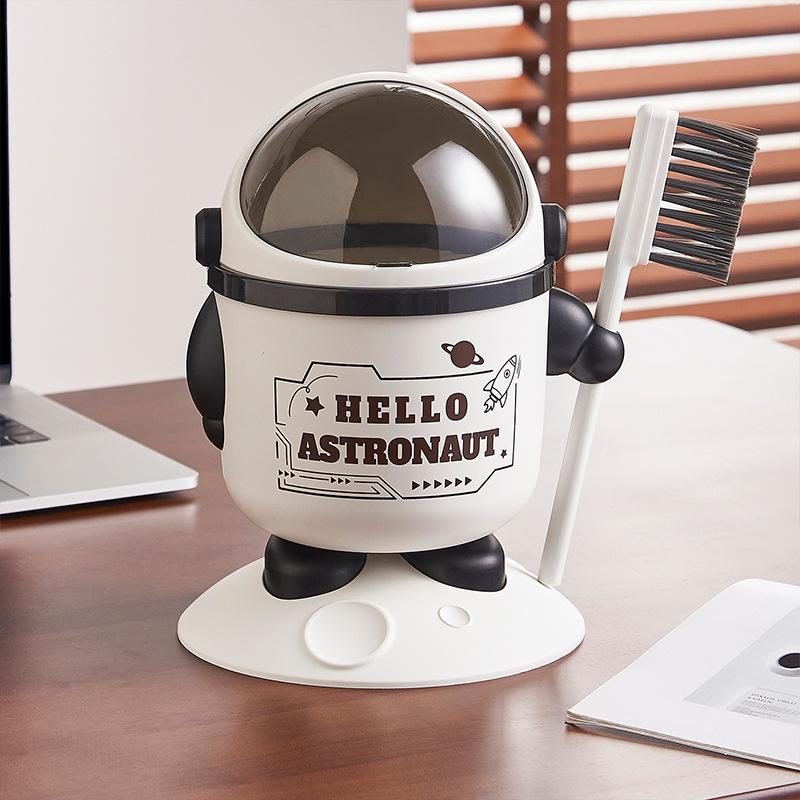 

Creative Astronaut Desktop Trash Can with Brush Home Office Glove Box Storage Bucket Cute Ornament