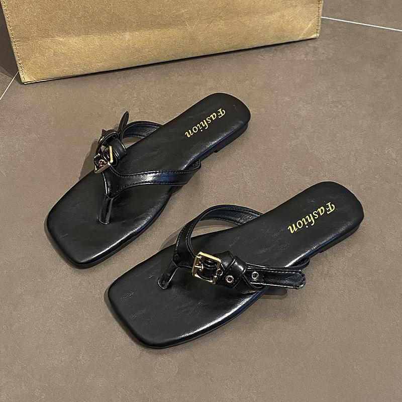 Retro Belt Buckle Flip-flops Summer Wear Flat Bottom Toe Cool Slippers Women's Casual Beach Slippers
