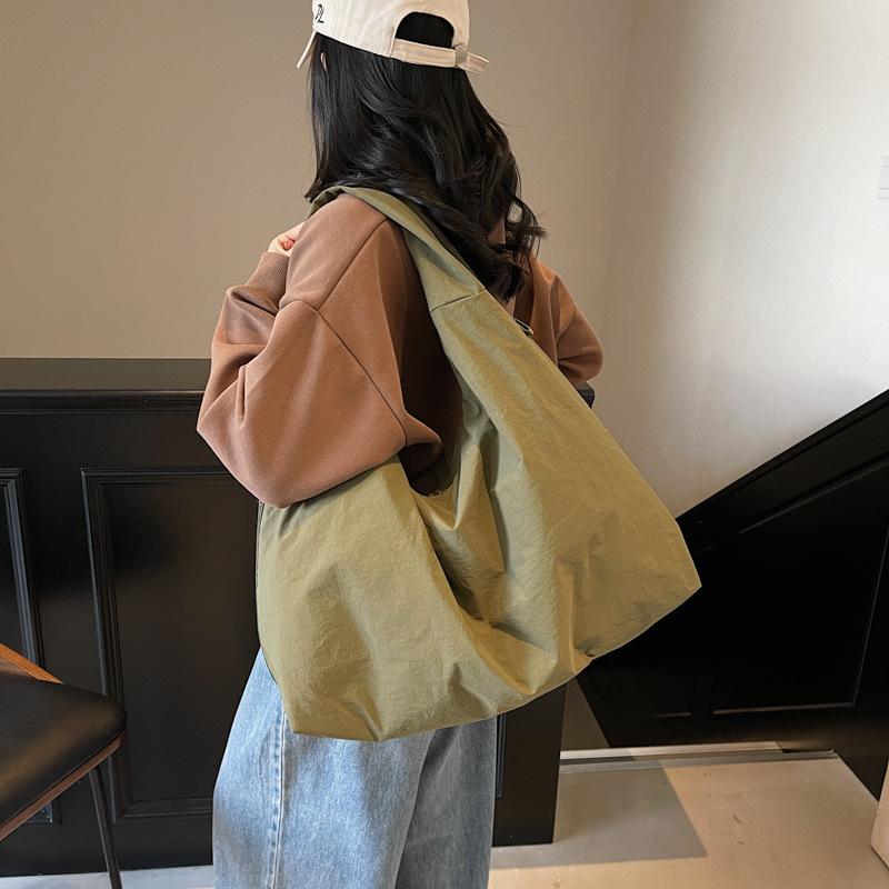Casual canvas bag Korean lazy style underarm bag 2025 new large-capacity nylon cloth tote bag shoulder bag