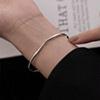 Couple Style Möbius Twist Ring Bracelet: Luxurious Niche Design for Women