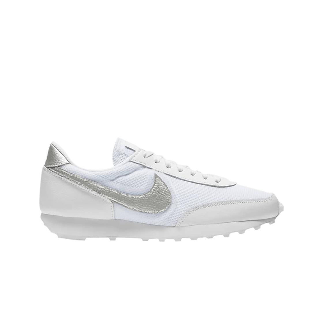 

(w) Nike Daybreak White Metallic Silver 285