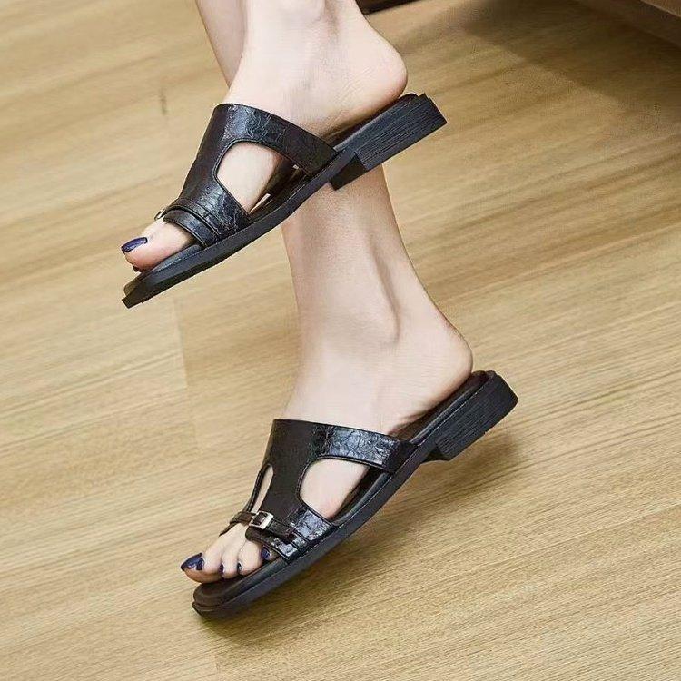 Anti-slip Shoes - New Style Square-toe Low-heeled Perforated Women s Slippers 35