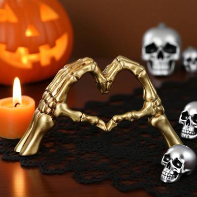 Skeletthände Herz Skulptur Gotische Liebesgeste Statue Harz Herzform Skelettfinger Geste Figur für Halloween Heimdeko Geschenk