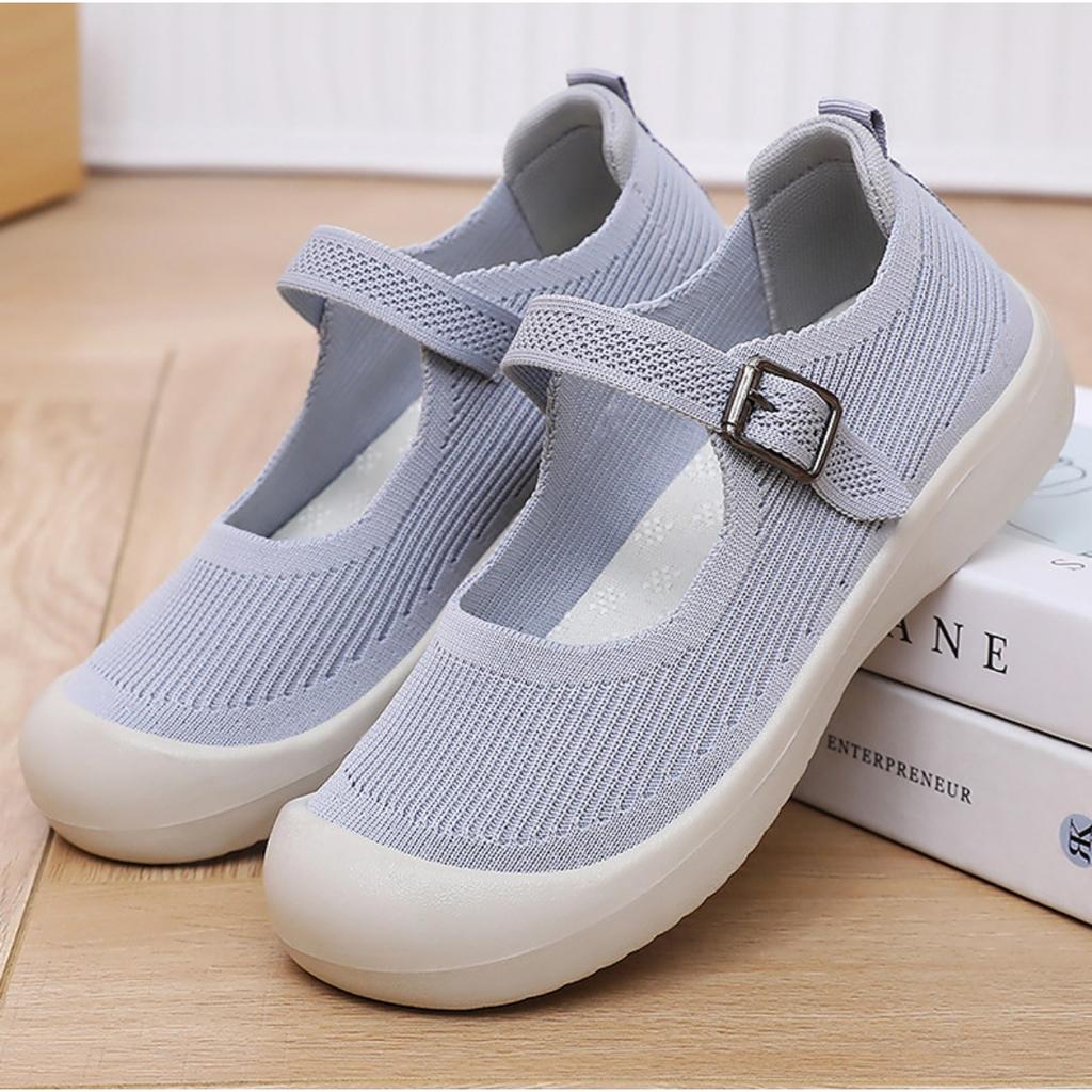Women's Shoes with Soft Soles Are Not Tiring. Summer New Casual Shoes Are Comfortable and Breathable