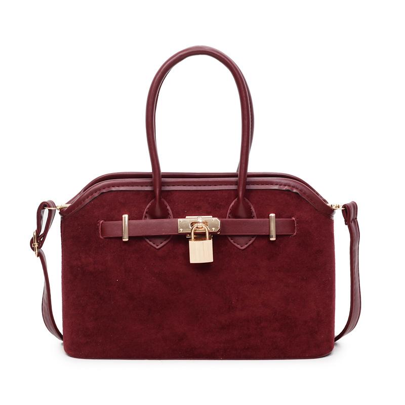 Fashion high-end shell bag New fashion versatile messenger bag Portable commuter bag