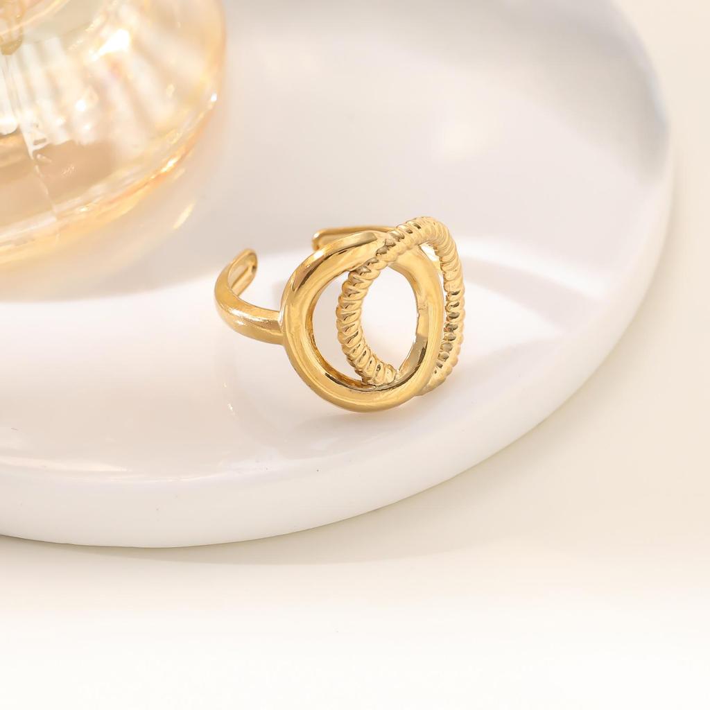 18K Non-fading European and American Irregular Hollow Ring - Versatile Fashion Hand Jewelry Design