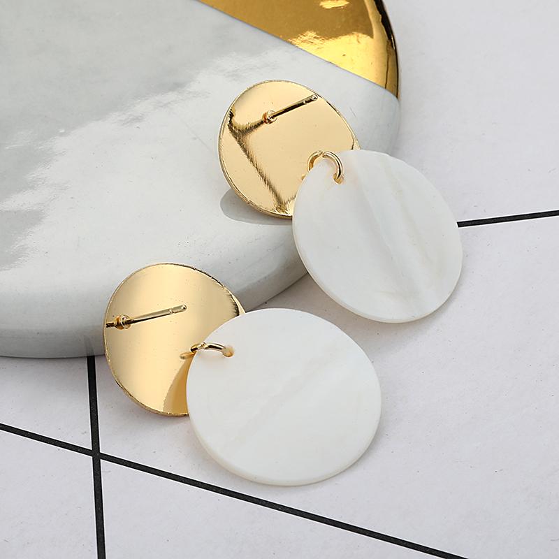 LOVBEAFAS 2026 Fashion Earrings For Women Round Shell Drop Earrings Metal Charming Bohemian boucles d'oreilles pour les femmes