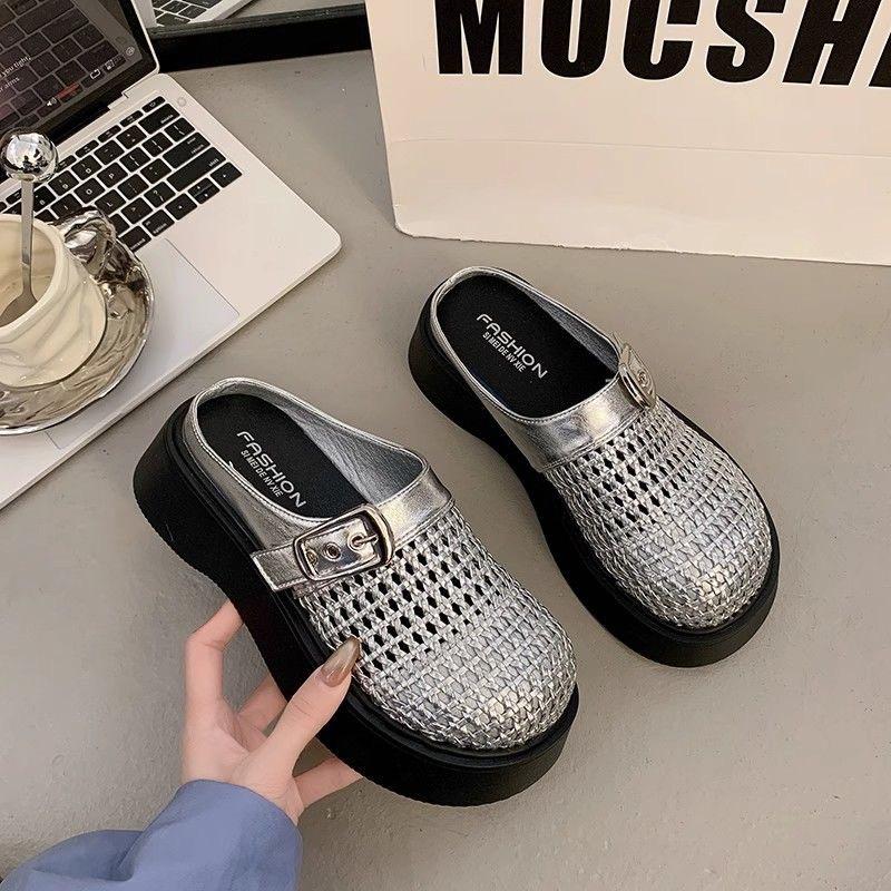2025 Autumn New Retro Woven Bag Head Slippers Outer Wear Explosion One Pedal Thick Sole Hollow Hole Sandals Women