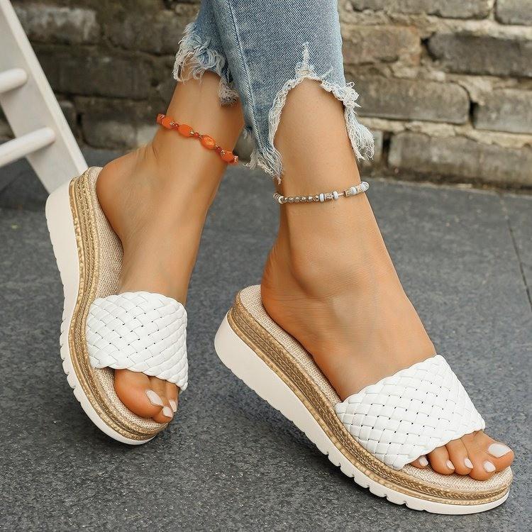 Slope heel cool slippers women's summer new round head hand-woven word with casual thick-soled slippers
