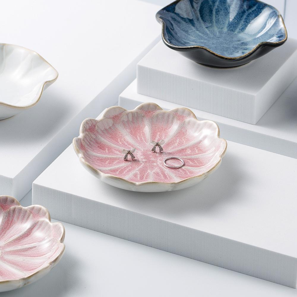 Creative and Minimalist Style Jewelry Tray Home Snack Dish Flavor Dish Ceramic Lotus Decoration Plate and Decorative Display