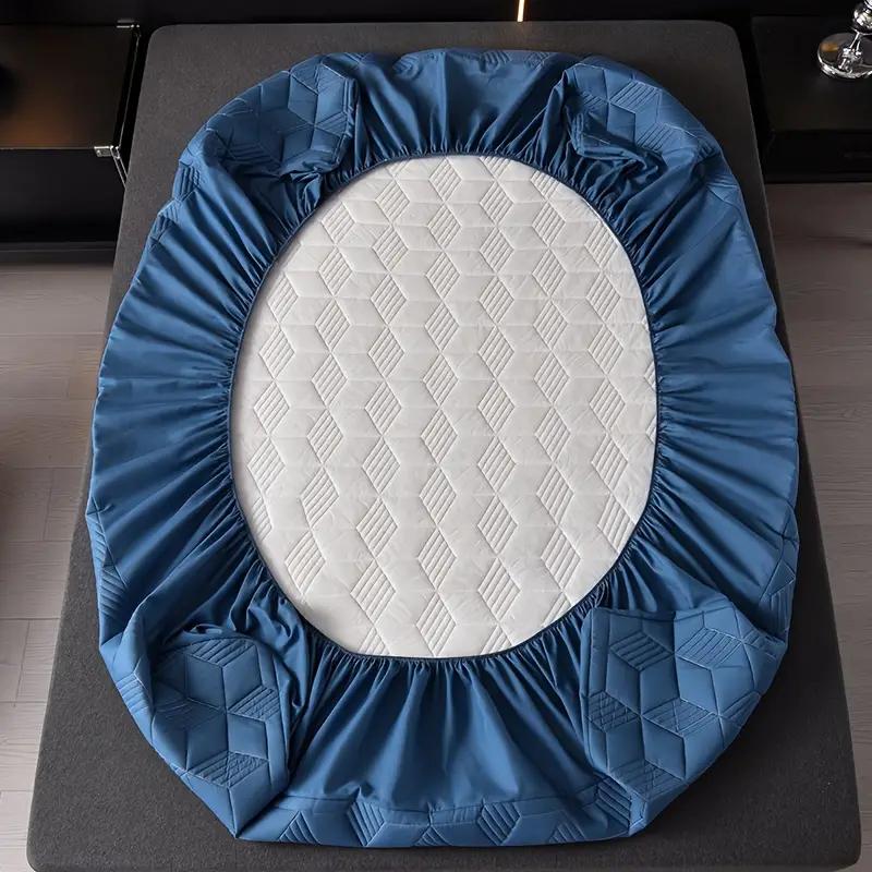 1 szt. Wodoodporny Pokrowiec na Materac Jednolity Kolor Pikowany Geometryczny Wzór Gruby Trwały Materiał do Domu i Akademika, Gładka Tekstura